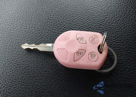 2017 Ford Expedition Xlt from USA, damaged, VIN 1FMJU1HT8HEA36641